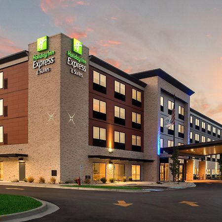 Holiday Inn Express & Suites Racine By Ihg Extérieur photo