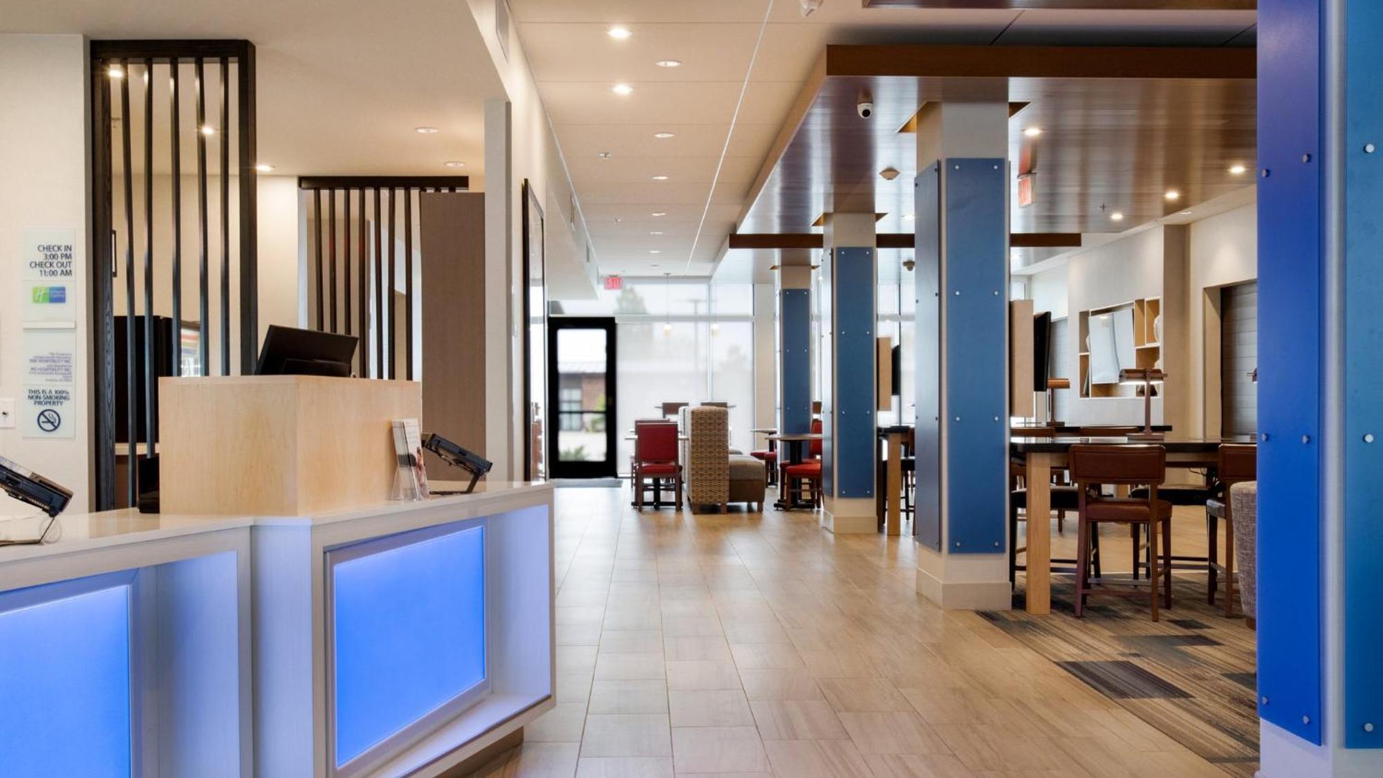 Holiday Inn Express & Suites Racine By Ihg Extérieur photo