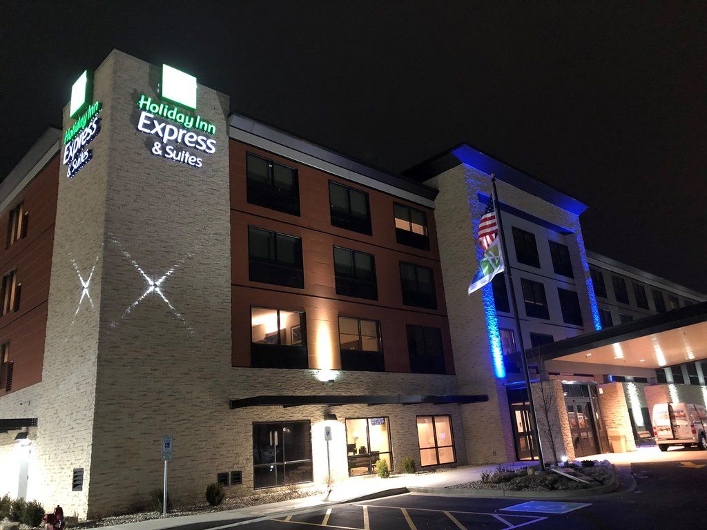 Holiday Inn Express & Suites Racine By Ihg Extérieur photo